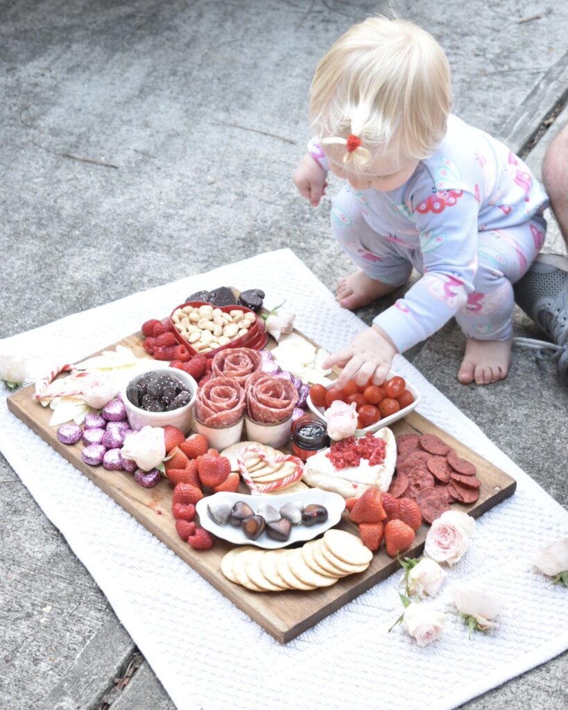 valentine charcuterie board 