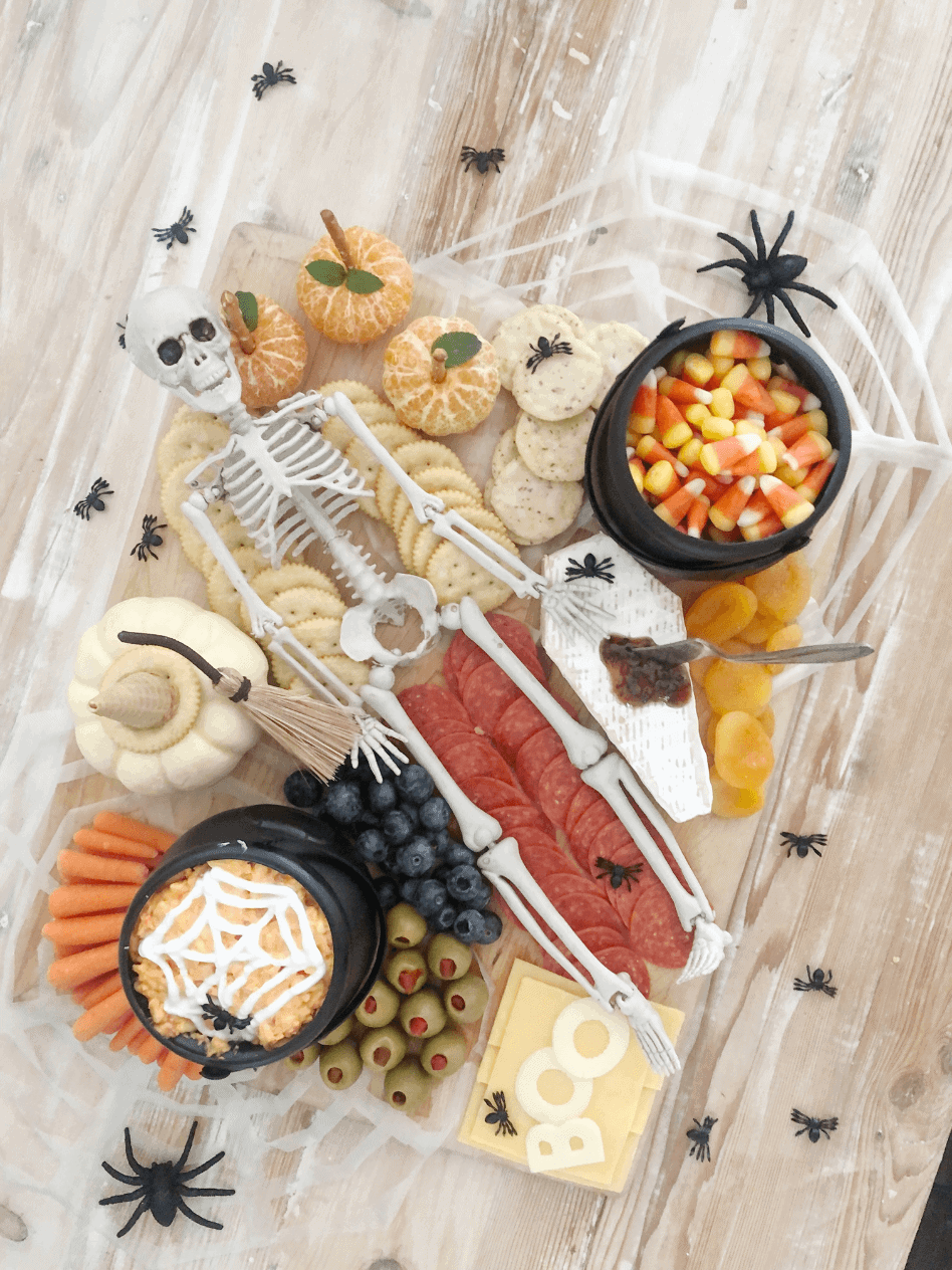 How To Make A Halloween Charcuterie Board - The Soul Food Pot