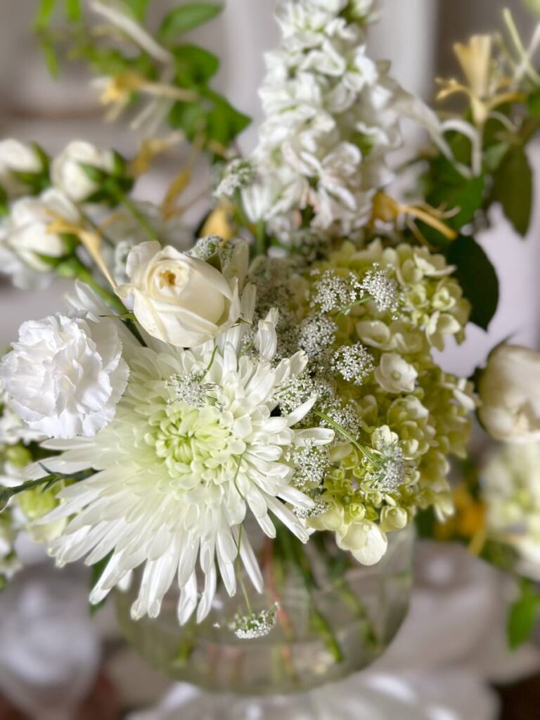 white flower arrangements for Mother's Day centerpiece