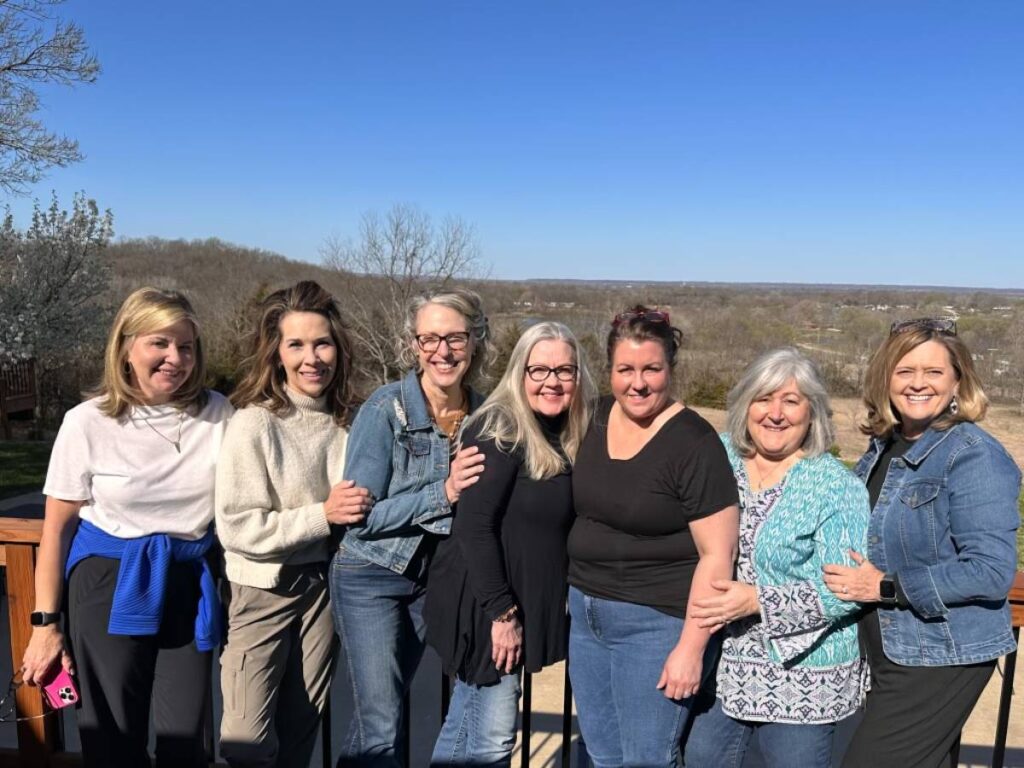 7 ladies on retreat outside